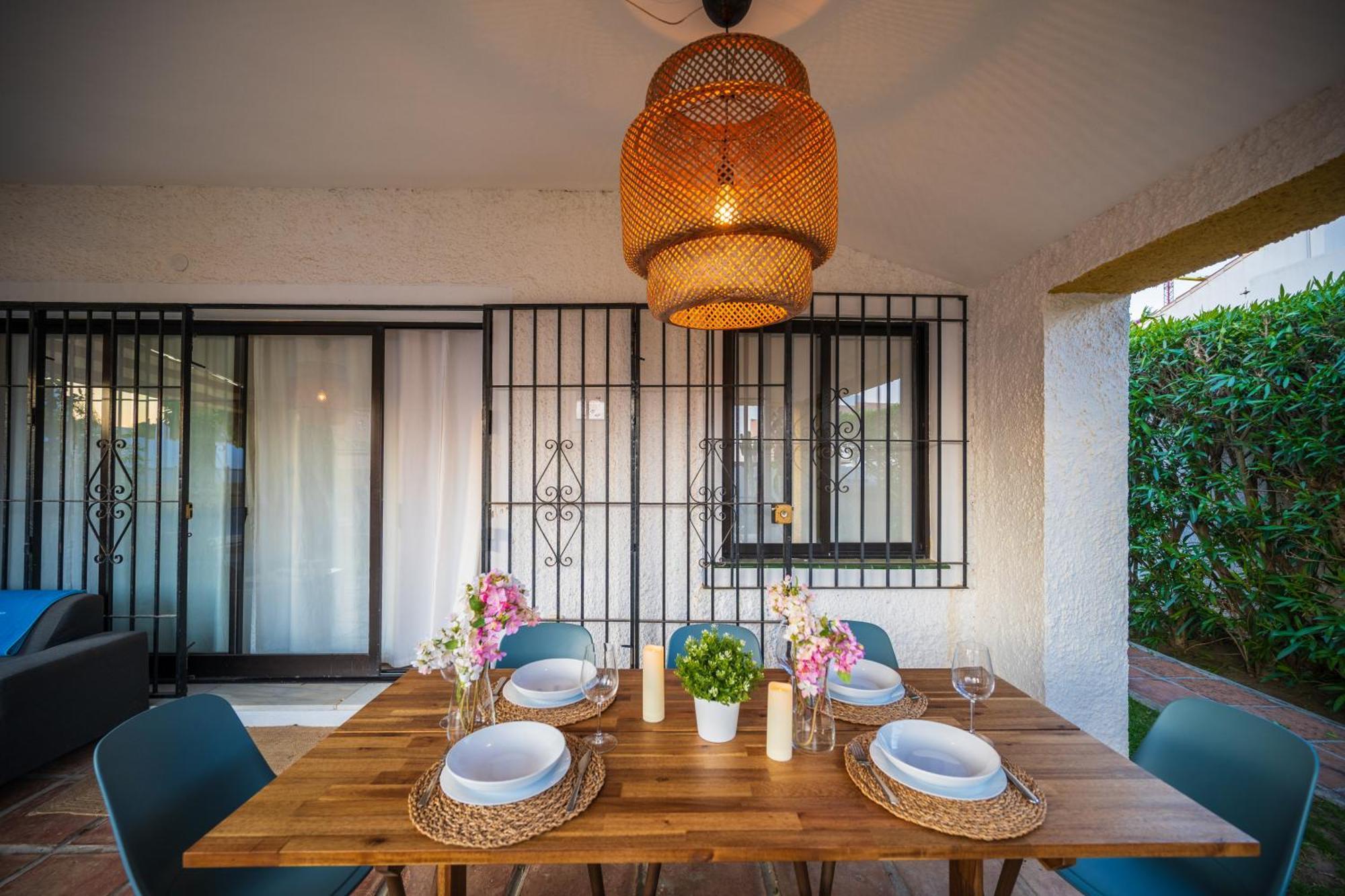 Typical Beach House Las Chapas Playa With Heated Pool 马尔韦利亚 外观 照片
